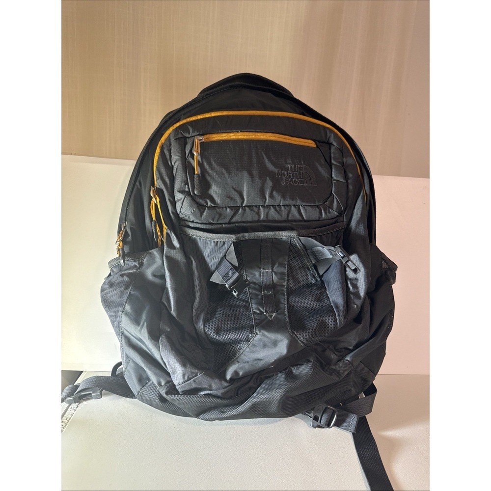 The North Face Recon Flexvent Backpack